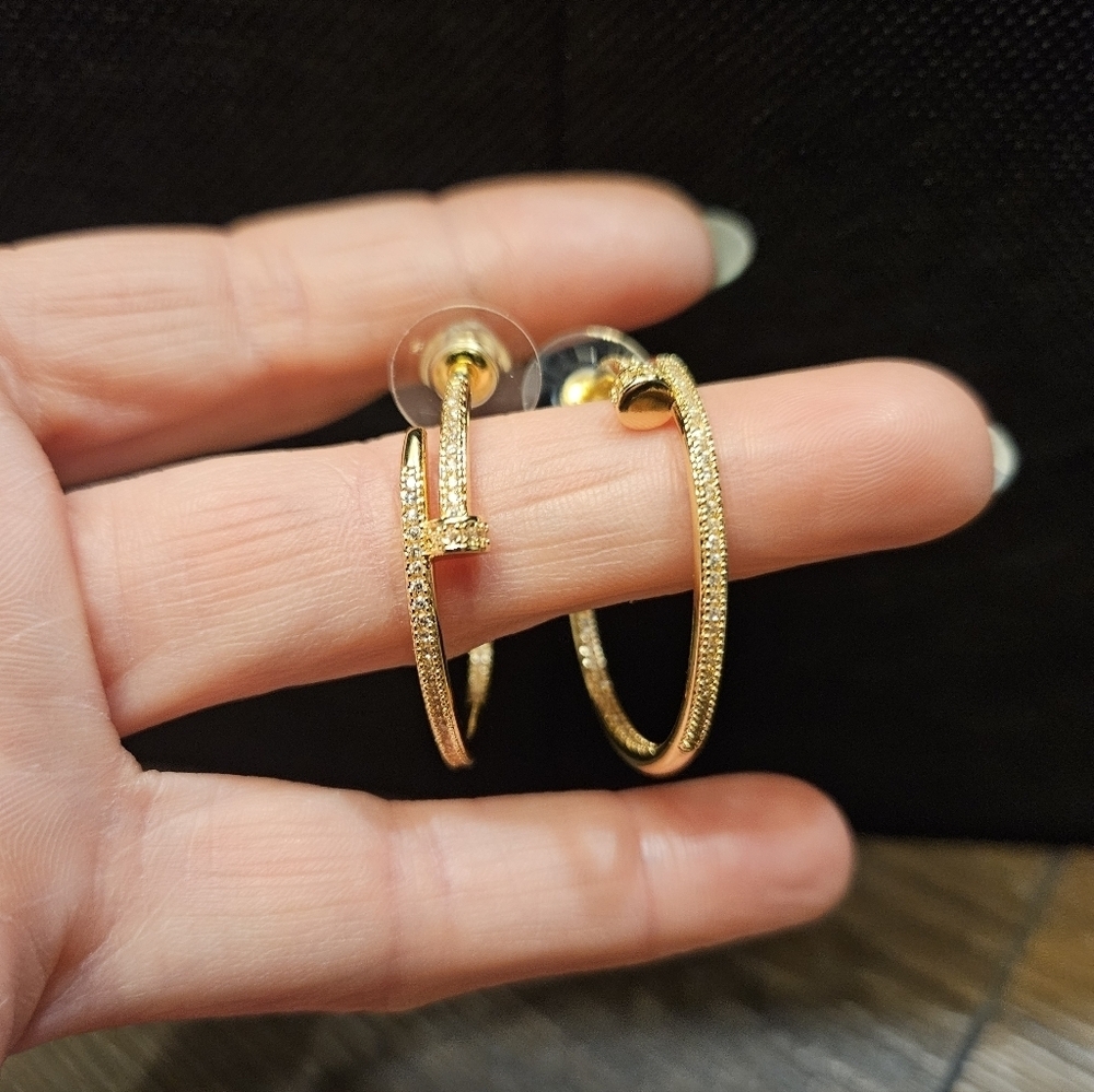 NEW Nail Hoop Earrings - Gold Or Silver - Picture 6 of 16